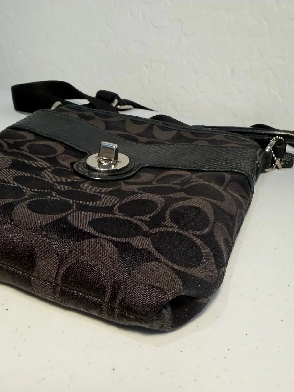 Coach Black Signature Peyton Exotic Trim Swingpack Crossbody